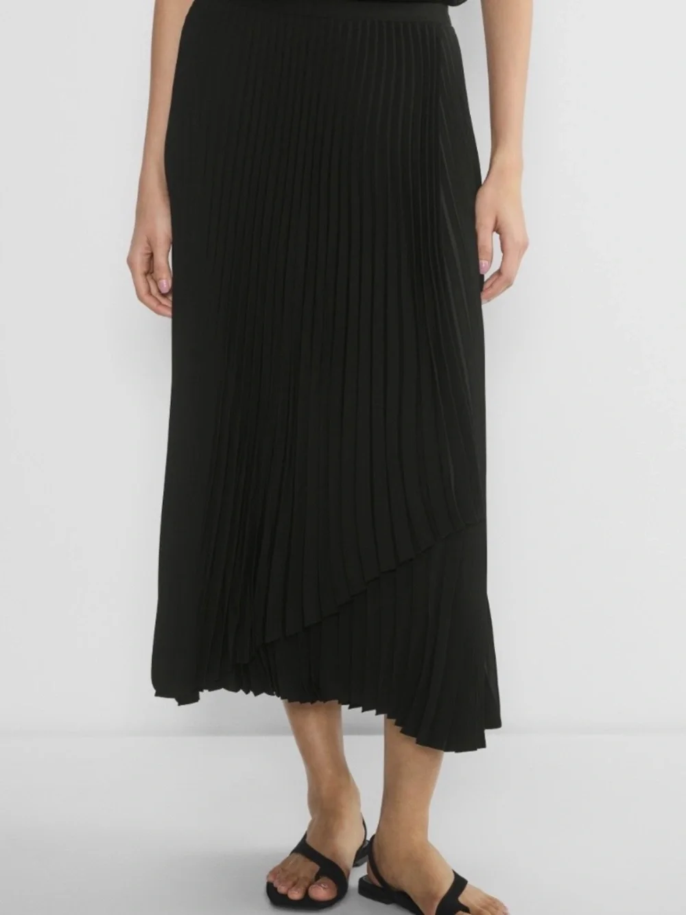 EUC ARITZIA x BABATON - Black Ladder Midi Skirt, Small - Picture 2 of 2